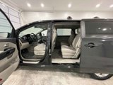 Used 2016 Kia Sedona LX w/ LX Convenience Package image 4