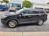 Used 2015 Kia Sorento LX image 2