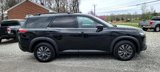 Used 2024 Nissan Pathfinder SV image 4