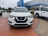 Used 2020 Nissan Rogue S image 2