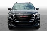 Used 2024 GMC Terrain SLT image 3