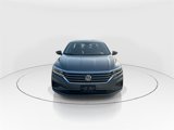 Used 2022 Volkswagen Passat 2.0T SE image 3