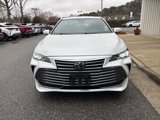 Used 2022 Toyota Avalon XLE image 3