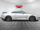 Used 2015 Nissan GT-R Black Edition image 5