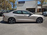 Certified 2024 Volvo S60 B5 Core image 3
