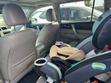 Used 2011 Toyota Highlander SE image 3