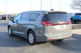 New 2025 Chrysler Pacifica Select image 5