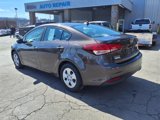 Used 2017 Kia Forte LX image 4