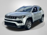 New 2025 Jeep Compass Latitude image 2