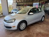Used 2010 Volkswagen Golf 2-Door image 3