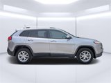 Used 2014 Jeep Cherokee Latitude image 2