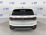 New 2025 Volkswagen Taos SE image 3