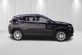 New 2024 Jeep Compass Latitude image 2