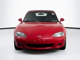 Used 2005 MAZDA MX-5 Miata w/ Convenience Pkg image 2