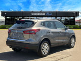 Used 2021 Nissan Rogue Sport SV image 4
