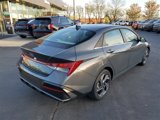 New 2025 Hyundai Elantra SEL image 3