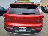 Used 2019 Volvo XC40 T5 Momentum image 6
