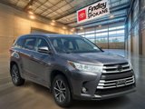 Used 2018 Toyota Highlander XLE image 3