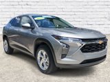 Certified 2025 Chevrolet Trax LS w/ LS Convenience Package image 3
