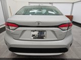 Used 2022 Toyota Corolla LE image 3