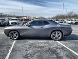 Used 2013 Dodge Challenger SXT image 2