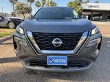 Used 2022 Nissan Rogue SV image 2