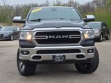 Used 2019 RAM 1500 4x4 Crew Cab image 3