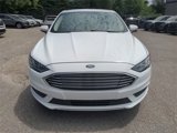 Used 2018 Ford Fusion SE w/ Fusion SE Technology Package image 2