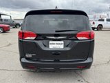 Certified 2023 Chrysler Voyager LX image 5