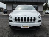 Used 2015 Jeep Cherokee Sport image 4