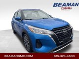 Used 2023 Nissan Kicks SV image 2