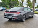 Used 2023 Hyundai Elantra SEL w/ Convenience Package image 5