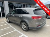 Used 2016 Kia Sorento LX image 4