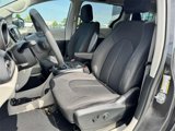 Used 2018 Chrysler Pacifica Touring Plus image 5