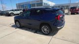 Used 2022 GMC Terrain SLT image 6