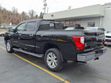 Used 2016 Nissan Titan SL image 4