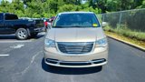 Used 2016 Chrysler Town & Country Touring w/ Driver Convenience Group image 2