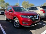 Used 2020 Nissan Rogue SV image 2