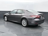 Used 2018 Toyota Camry XLE image 5