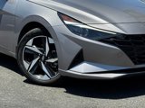 Used 2023 Hyundai Elantra SEL w/ Convenience Package image 4