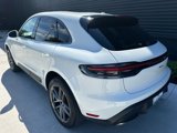 Certified 2022 Porsche Macan image 3