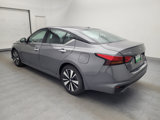 Used 2020 Nissan Altima 2.5 SV image 3