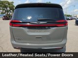 Used 2022 Chrysler Pacifica Touring-L image 6
