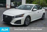 Used 2023 Nissan Altima 2.5 SV image 3