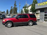 Used 2005 Ford Expedition XLT image 2