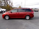 Used 2011 Toyota Sienna XLE image 6