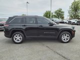 Used 2022 Jeep Grand Cherokee Limited image 3