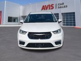Used 2023 Chrysler Pacifica Touring-L image 2