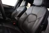Certified 2020 Porsche Macan image 5