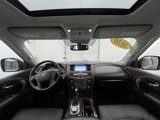 Used 2020 Nissan Armada SL image 2